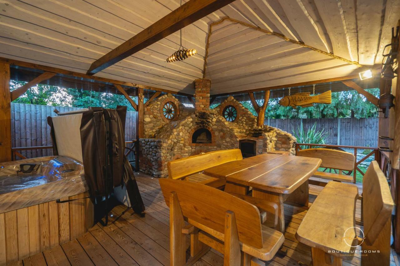 The Retreat Sauna & Hot Tub Boutique Rooms Great Paxton Екстериор снимка