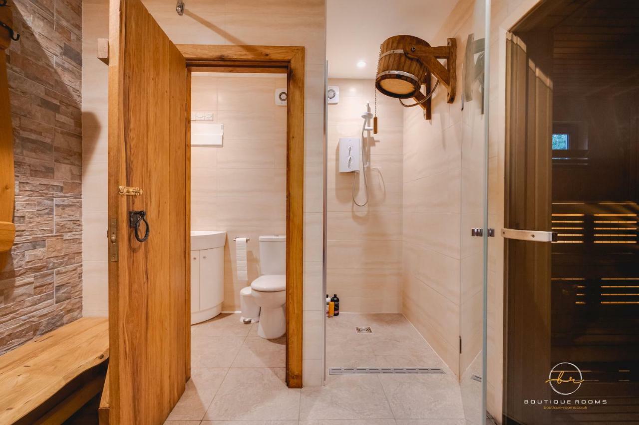The Retreat Sauna & Hot Tub Boutique Rooms Great Paxton Екстериор снимка